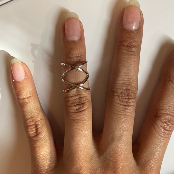 Jewelry - Silver Midi Ring size 4